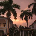 Beachcomber Club Resort