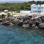 Negril Garden Retreat - 2Br Villa Near The Shore