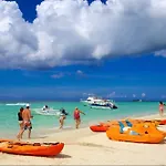 Paradise Home At Negril 3 Bedroom 2 Bathrooms