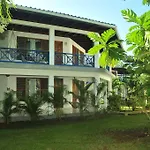 Negril Treehouse Resort