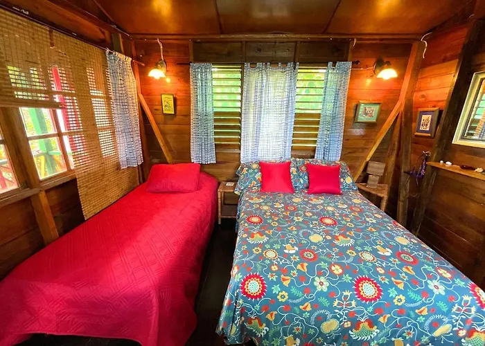 Judy House Cottages And Rooms