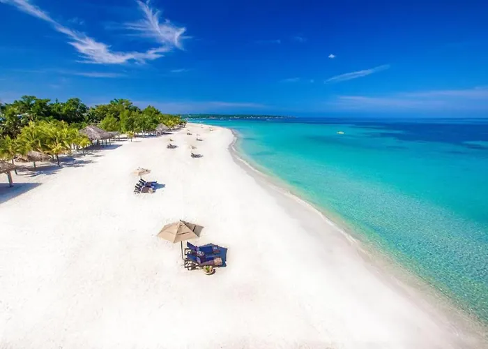 Beautiful 1-Bed Apartment In Negril Jamaica