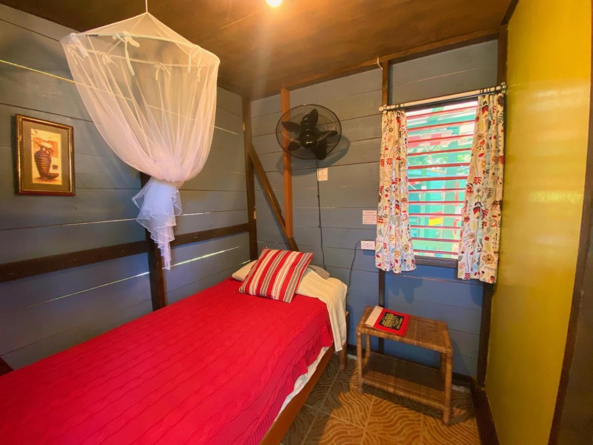 Hostel Judy House Cottages And Rooms