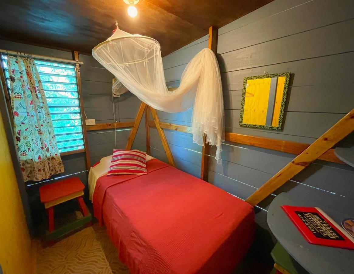 Hostel Judy House Cottages And Rooms Negril