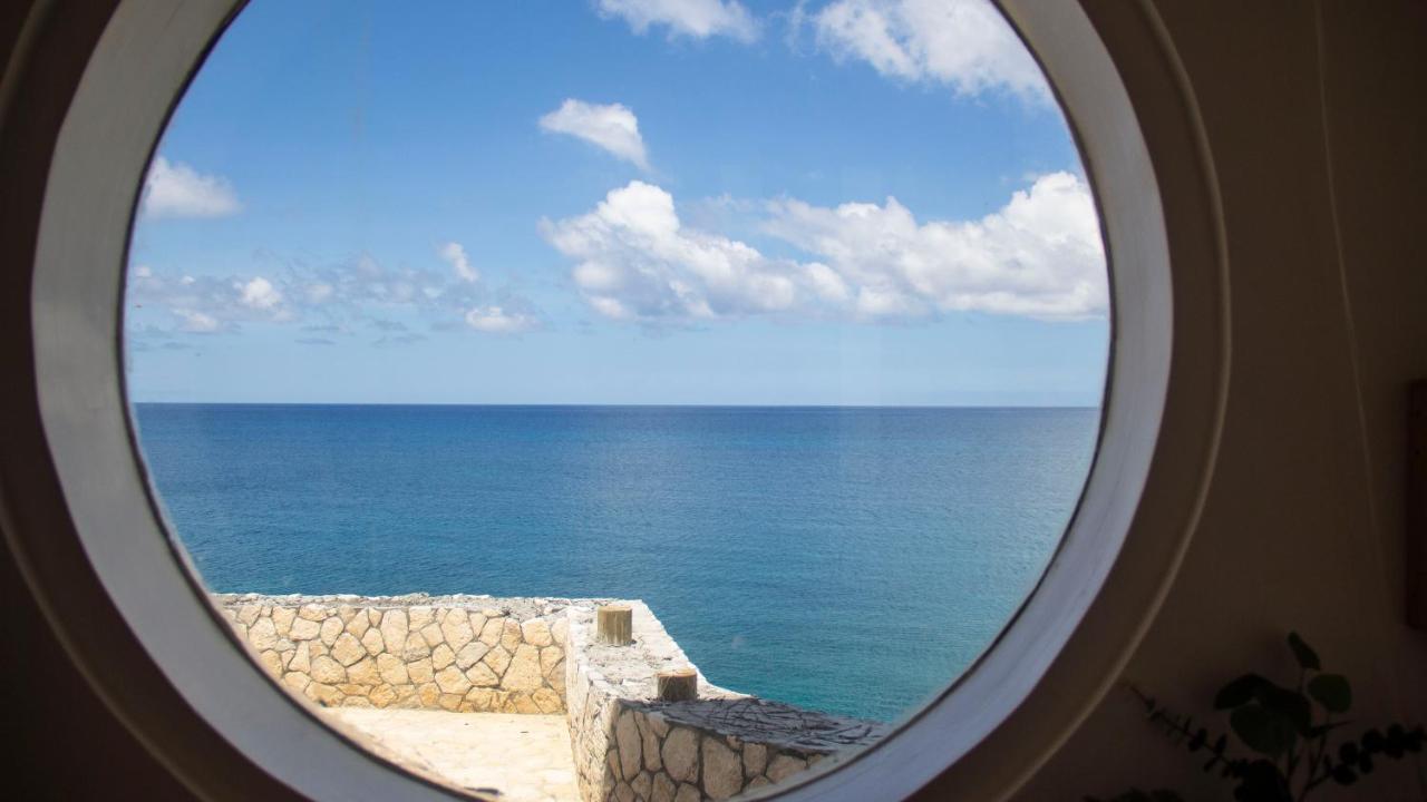 Begona Cliff Hotel