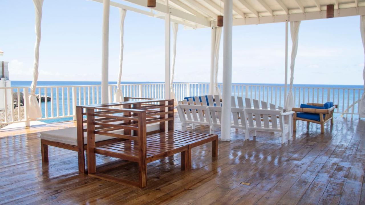 Begona Cliff * Negril