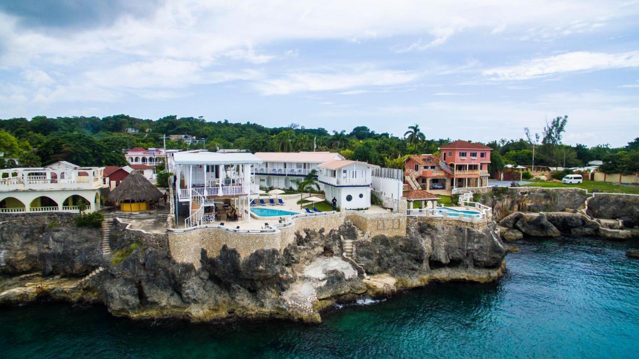 Begona Cliff Negril
