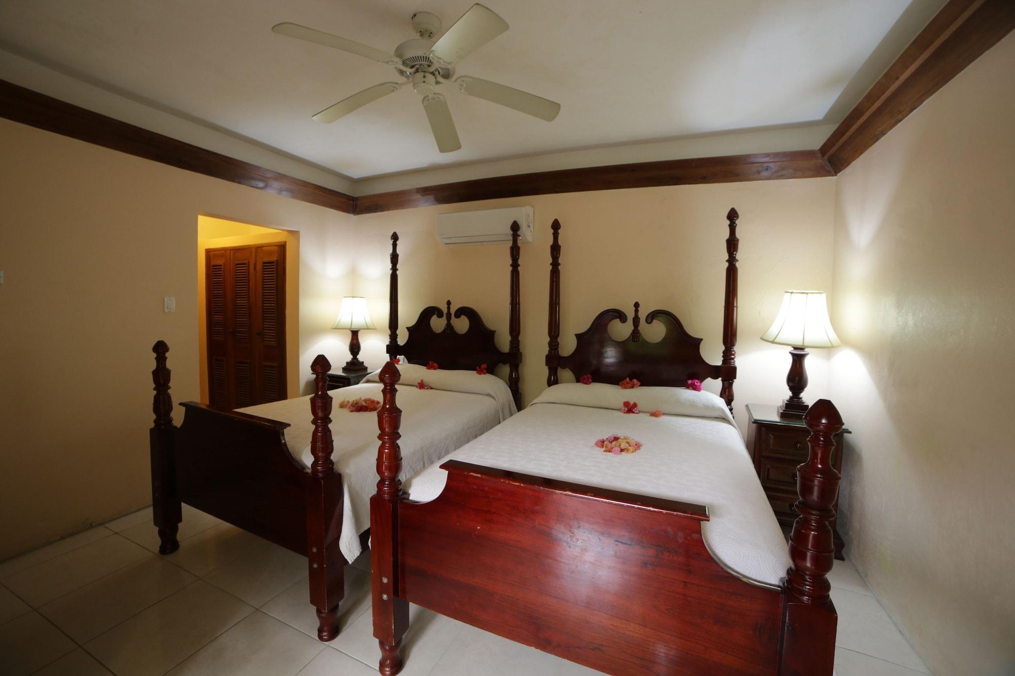 Hotel Palms