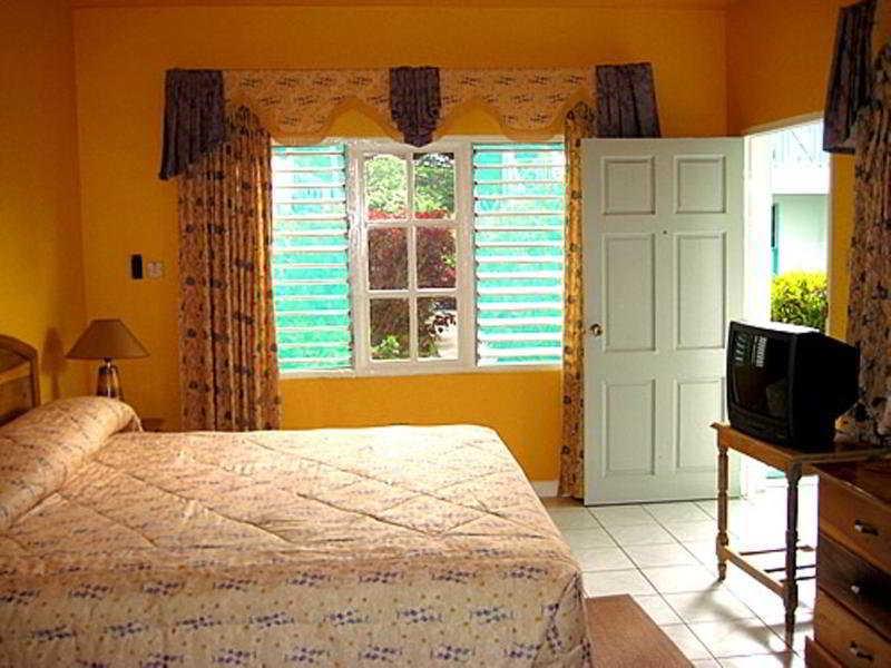 Hotel Coral Seas 2*