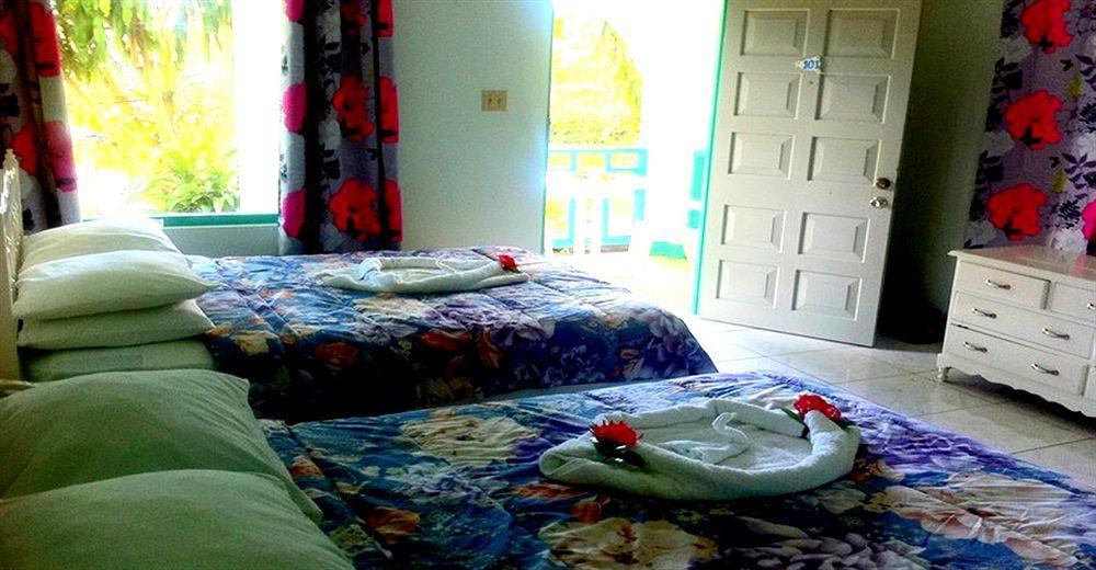 Coral Seas Hotel