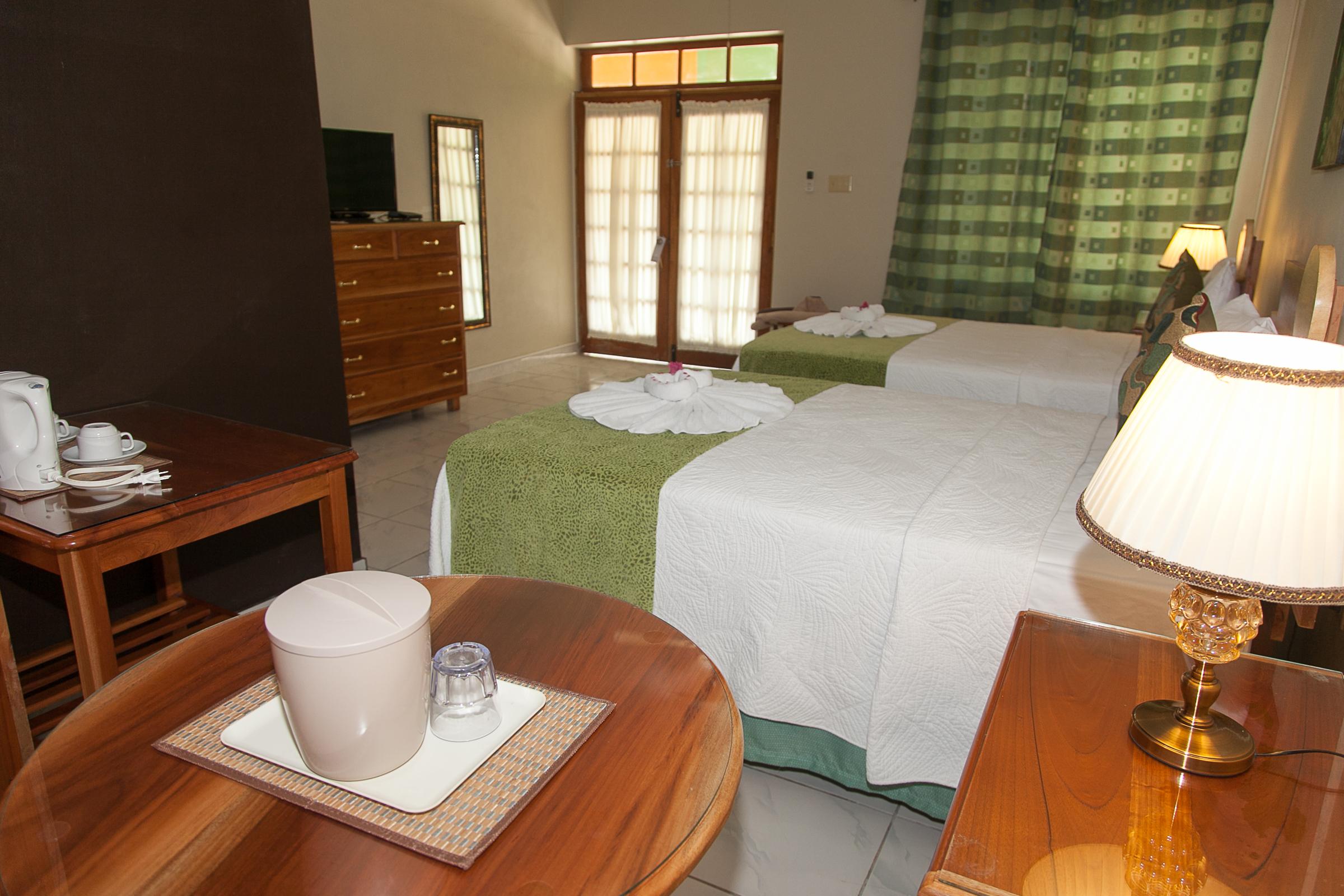 The Boardwalk Village 3* Negril