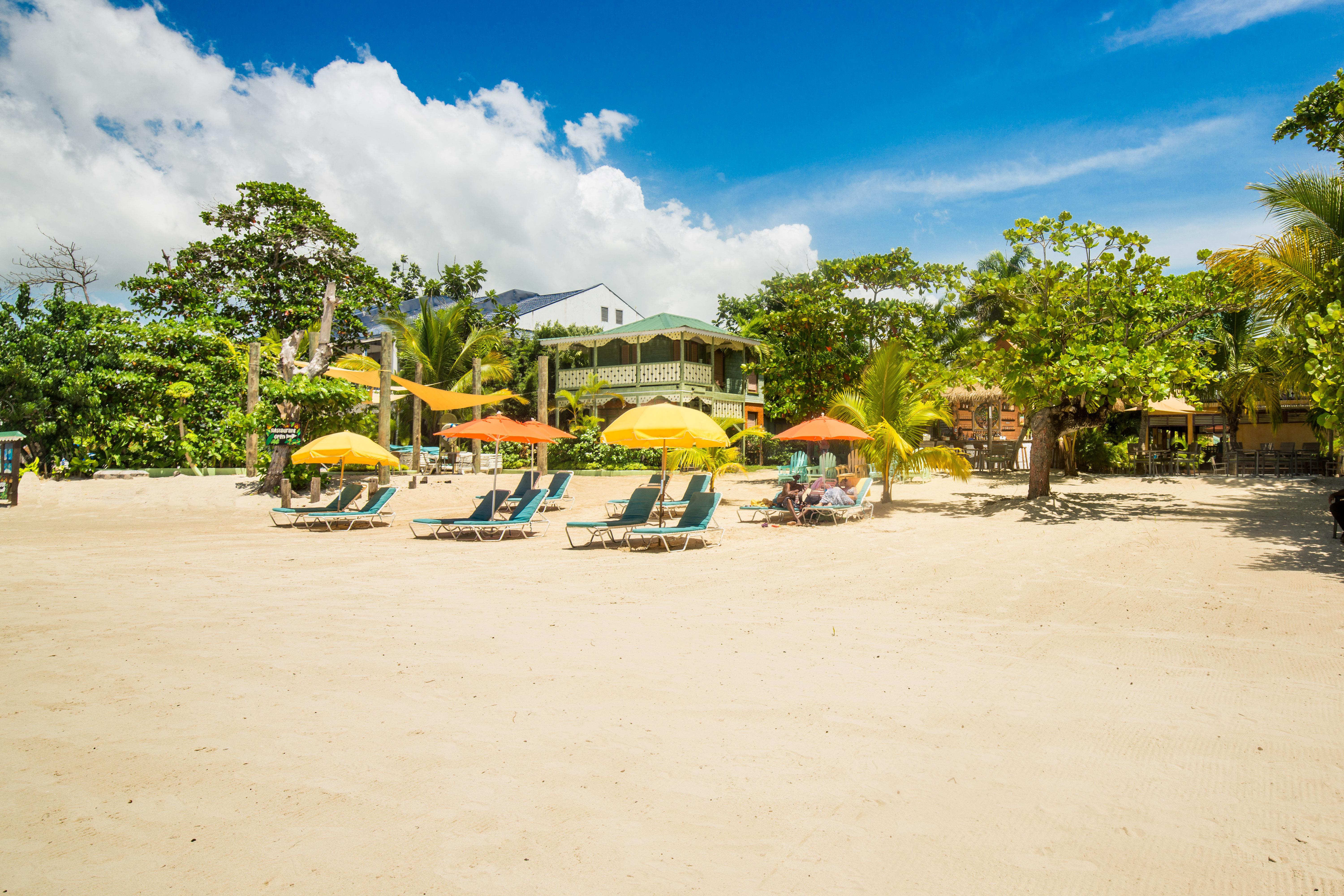Hotel Country Country Negril