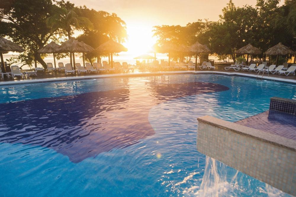 Riu Hotel Negril