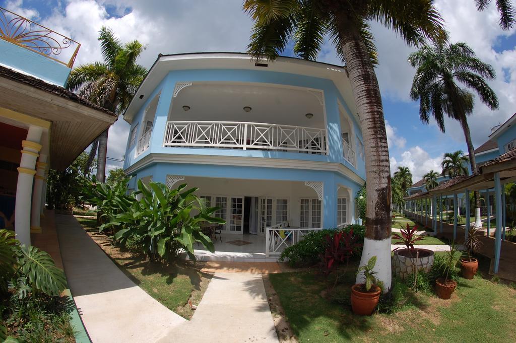 Resort Beachcomber Club