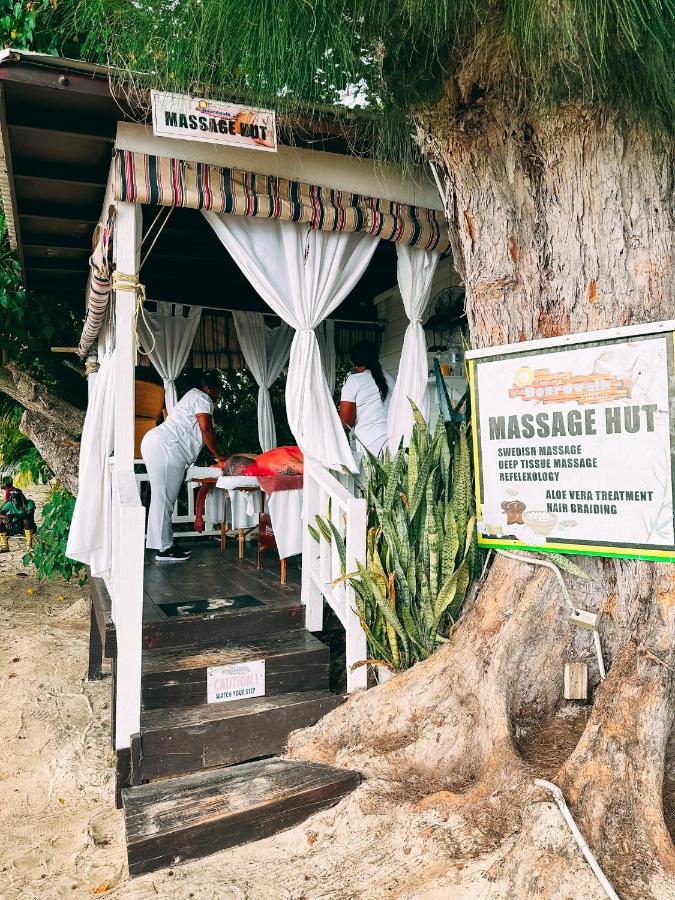 The Boardwalk Village 4* Negril