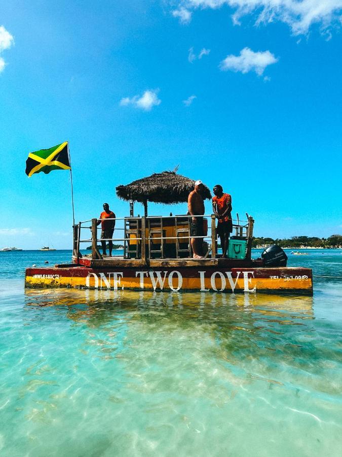 The Boardwalk Village 4* Negril