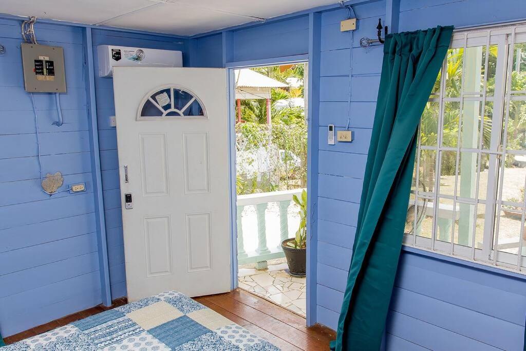 Cozy With Nature Views & Modern Amenities * Negril