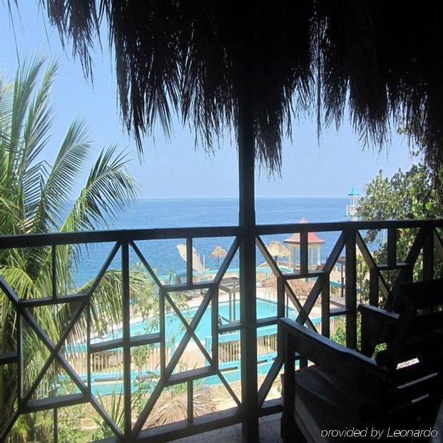 Escape And Negril
