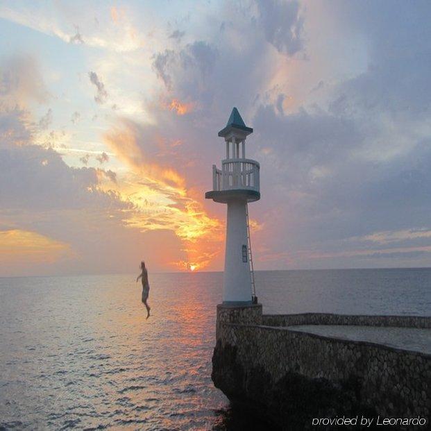 Hotel Escape And Negril