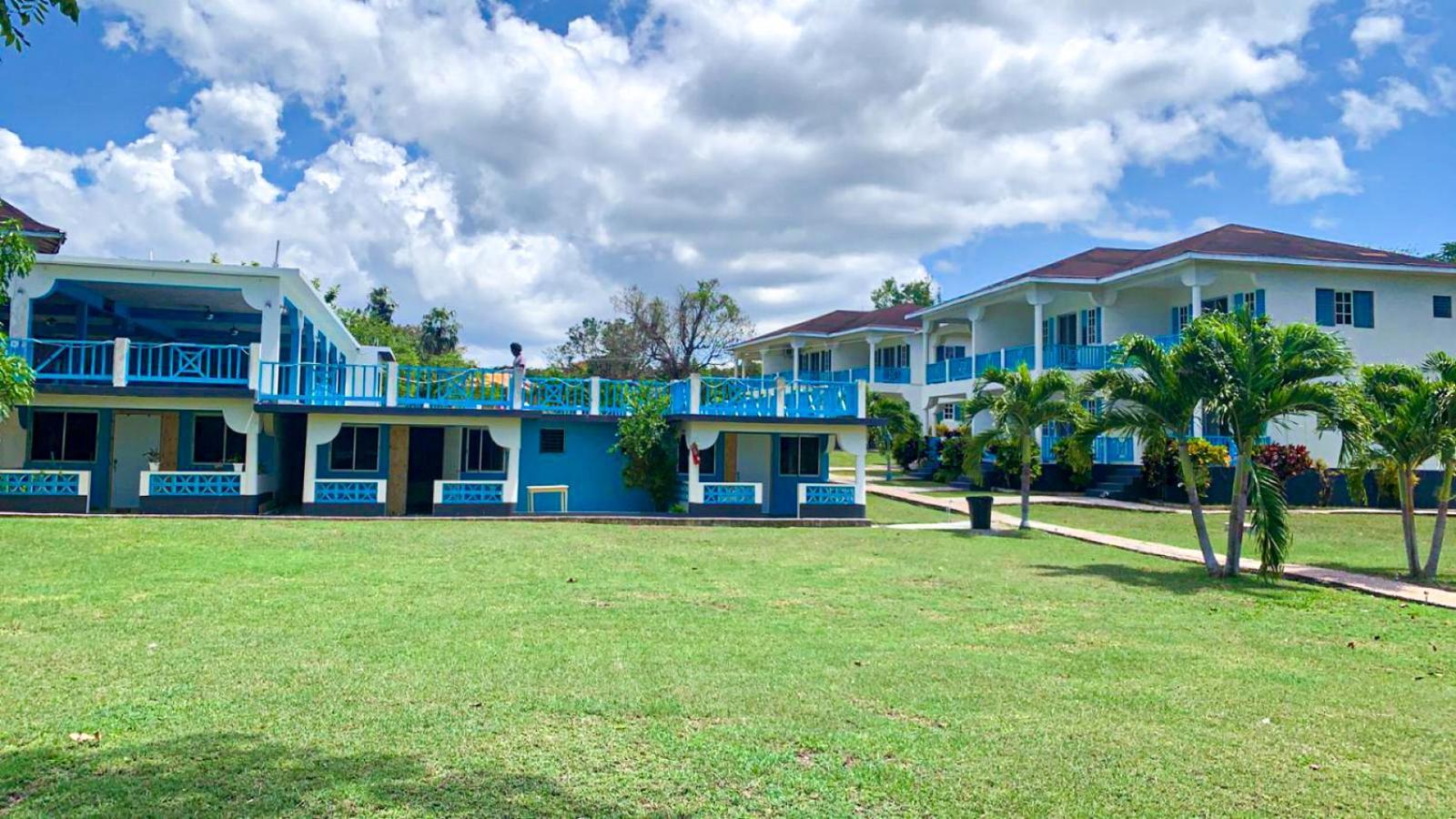 Guest house The West End