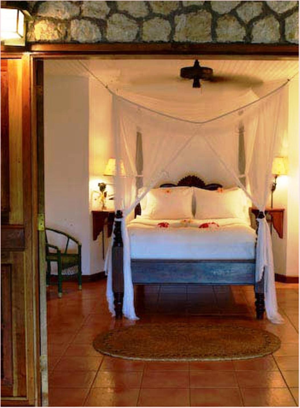 Tensing Pen 4* Negril