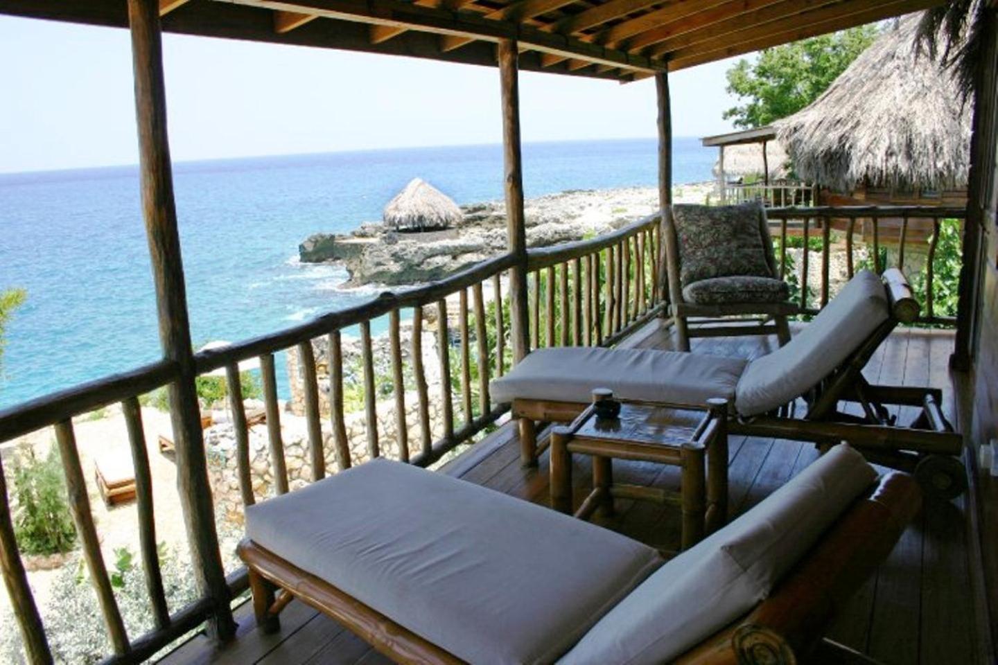 Tensing Pen Negril