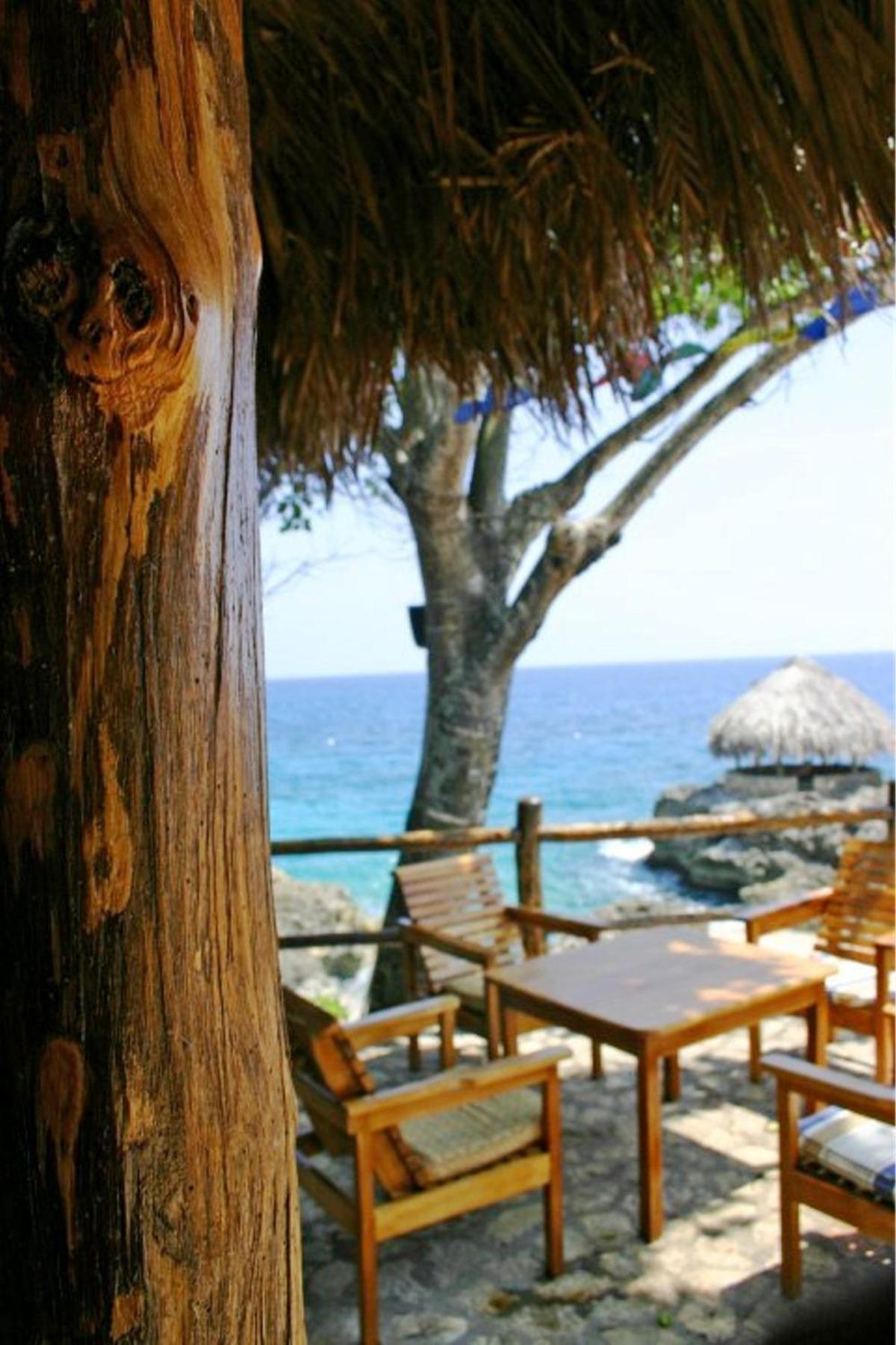 Tensing Pen Hotel Negril