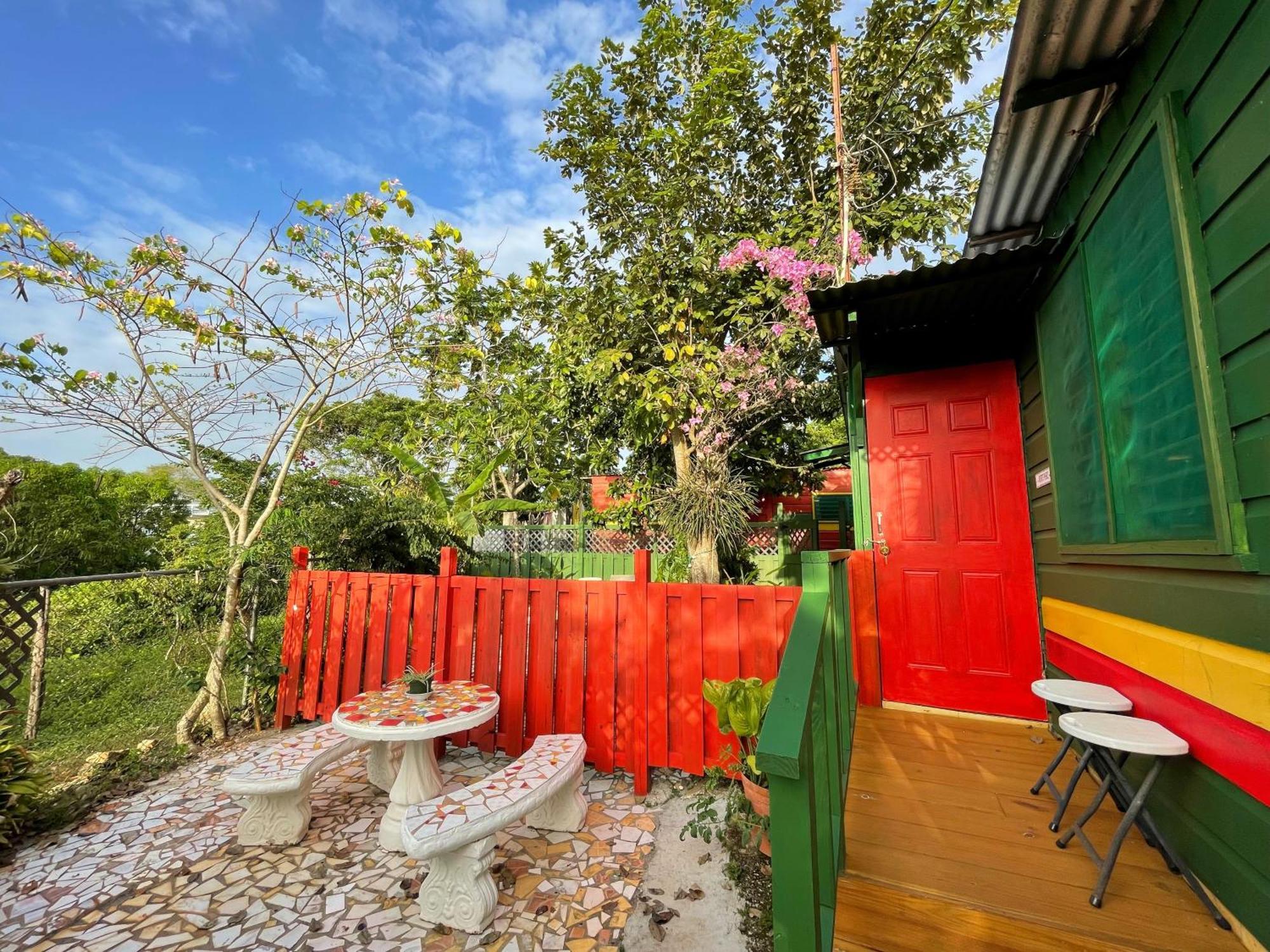 Judy House Cottages And Rooms * Negril