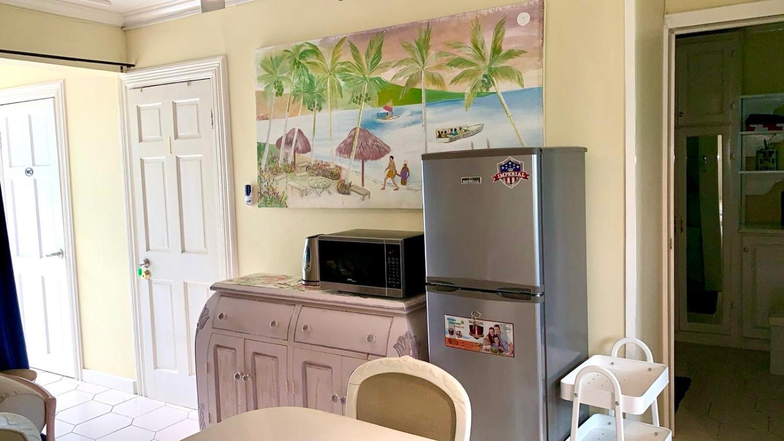 Casa Mire-lee, Seaside Serenity At 7 Miles Beach, Point Village Negril