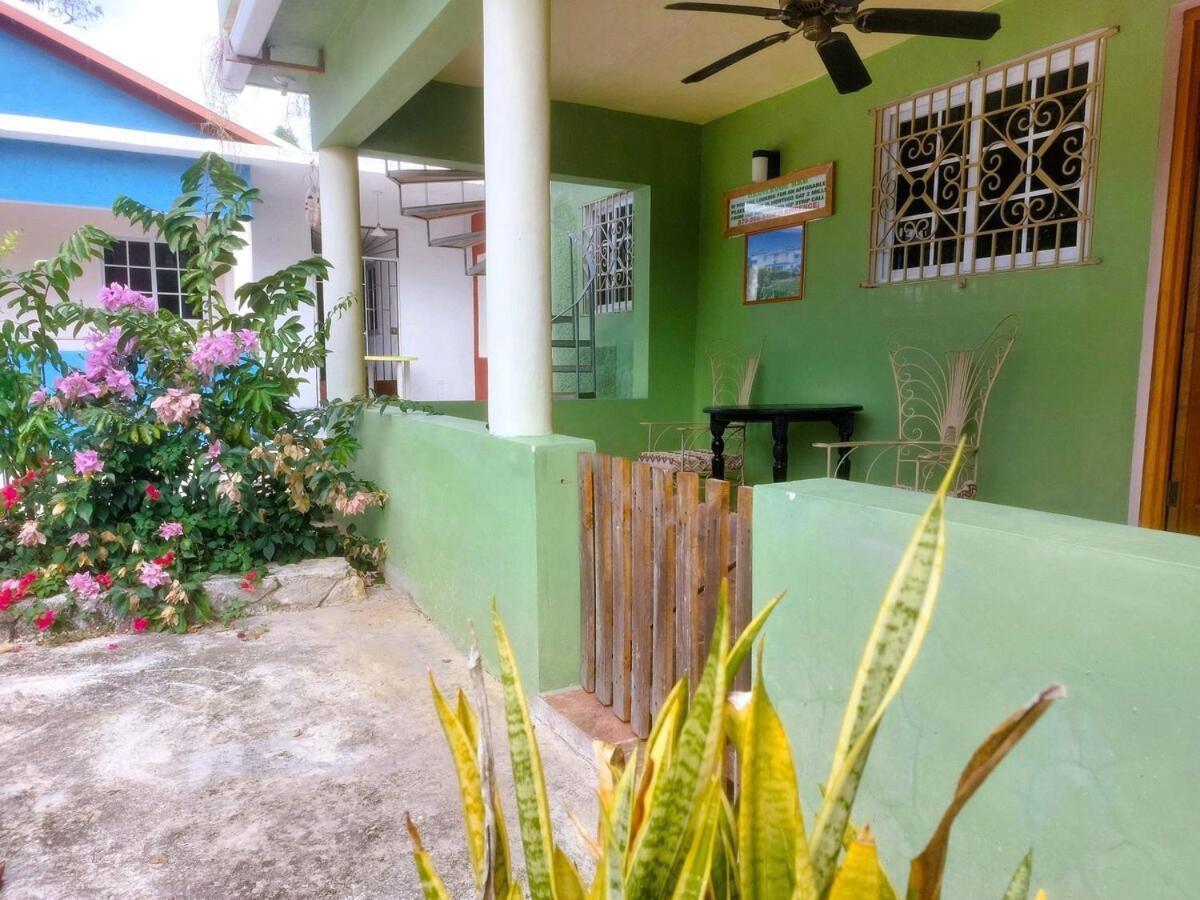 Stoney Gate -cozy With Wifi, Ac And Tv *