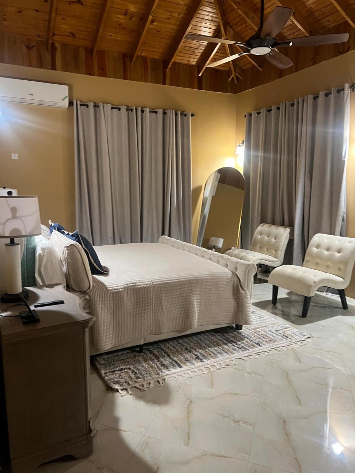 Paradise At 3 Bedroom 2 Bathrooms Apartment Negril