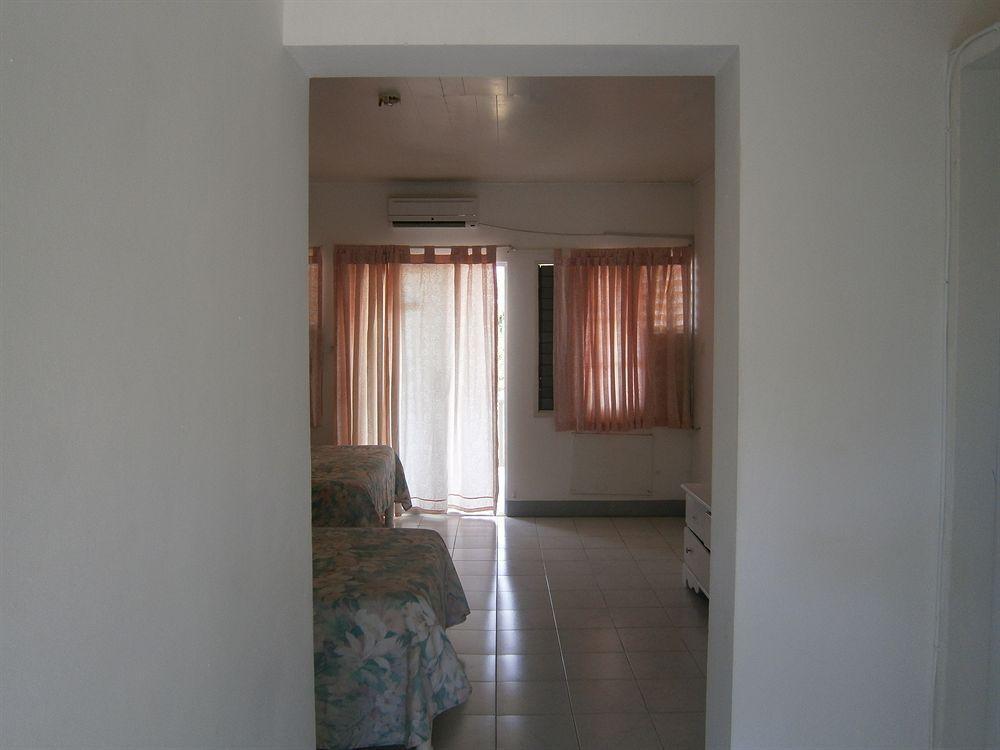 Hotel The Royal Hummingbird Negril