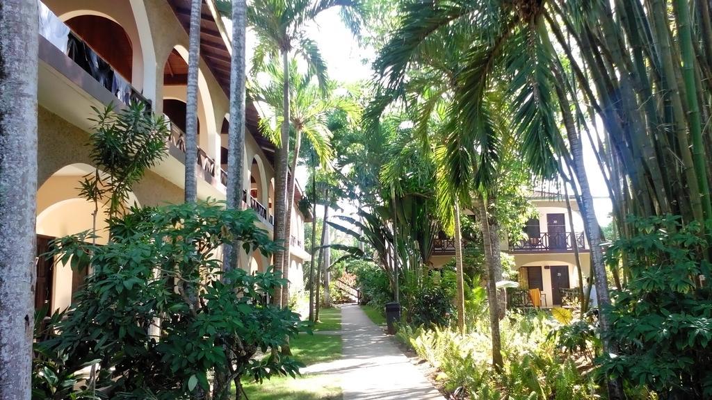 Hotel Pure Garden 3*