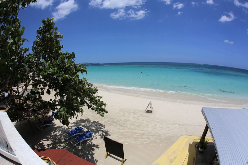 Foote Prints On The Sands Hotel Negril