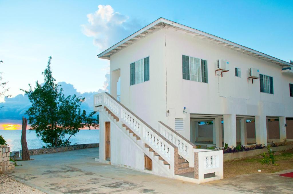 Alvynegril Guest house