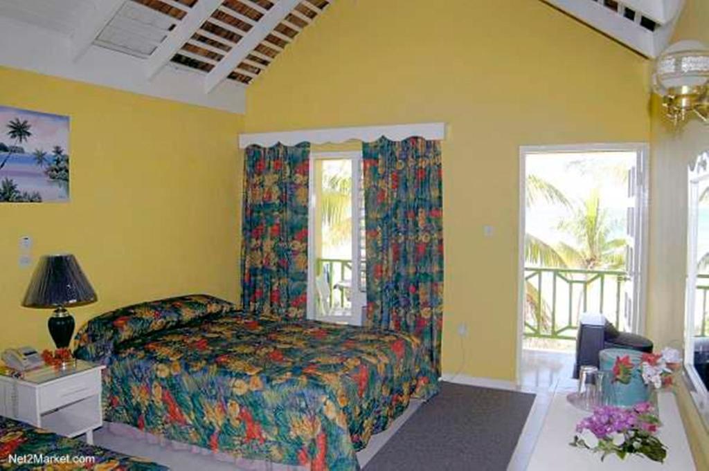 Hotel Our Past Time Negril