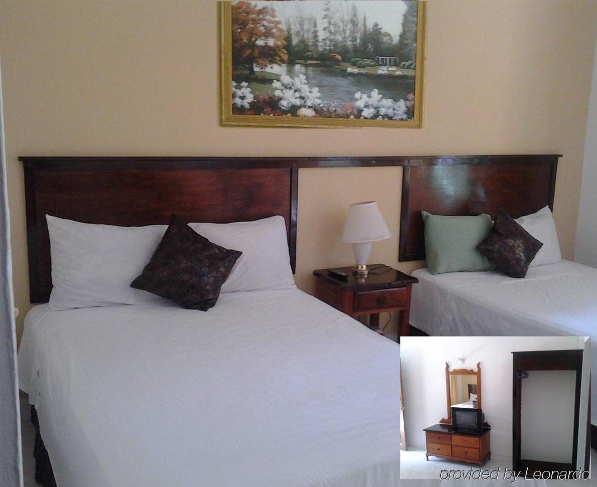 Pure Garden Hotel 3*