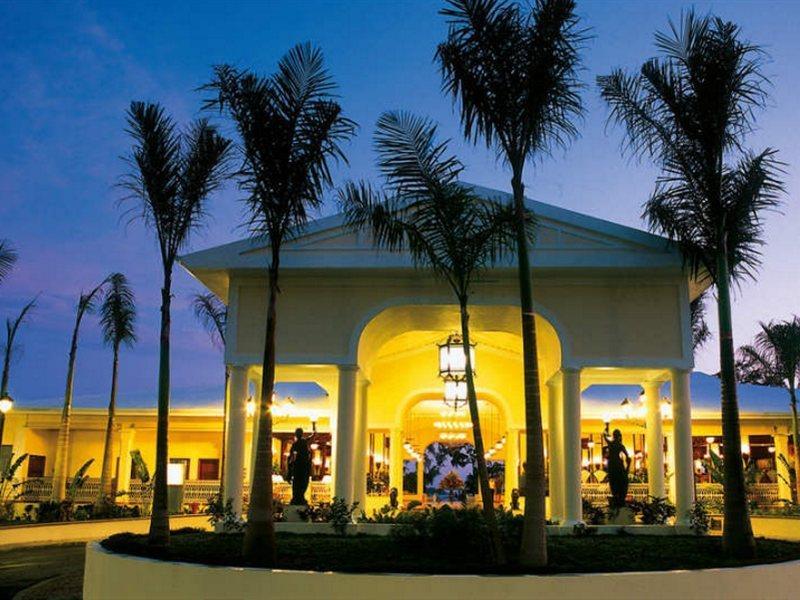 Riu Negril