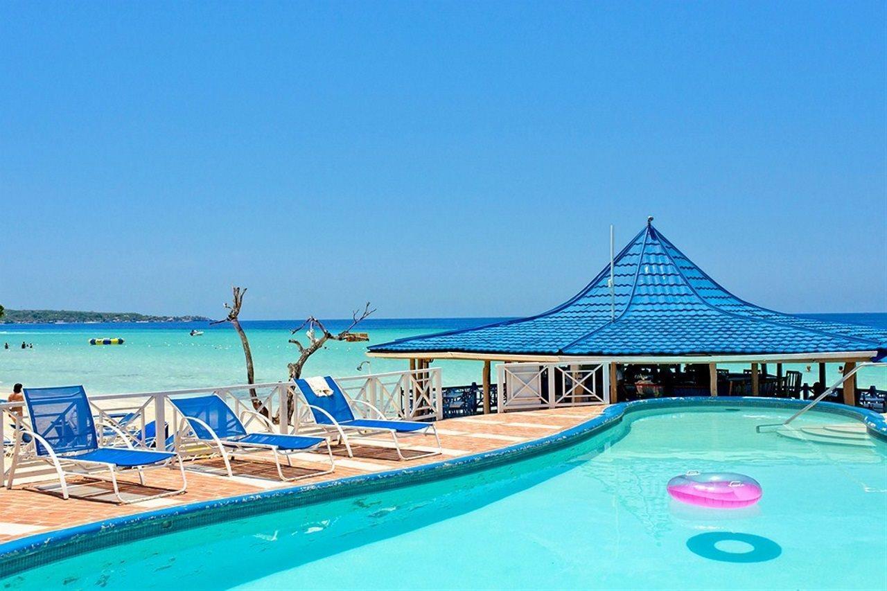 Hotel Treehouse 3*