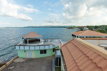 Doc's Place - Adults Only Hotel 3*