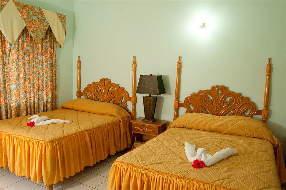 Tamboo Hotel