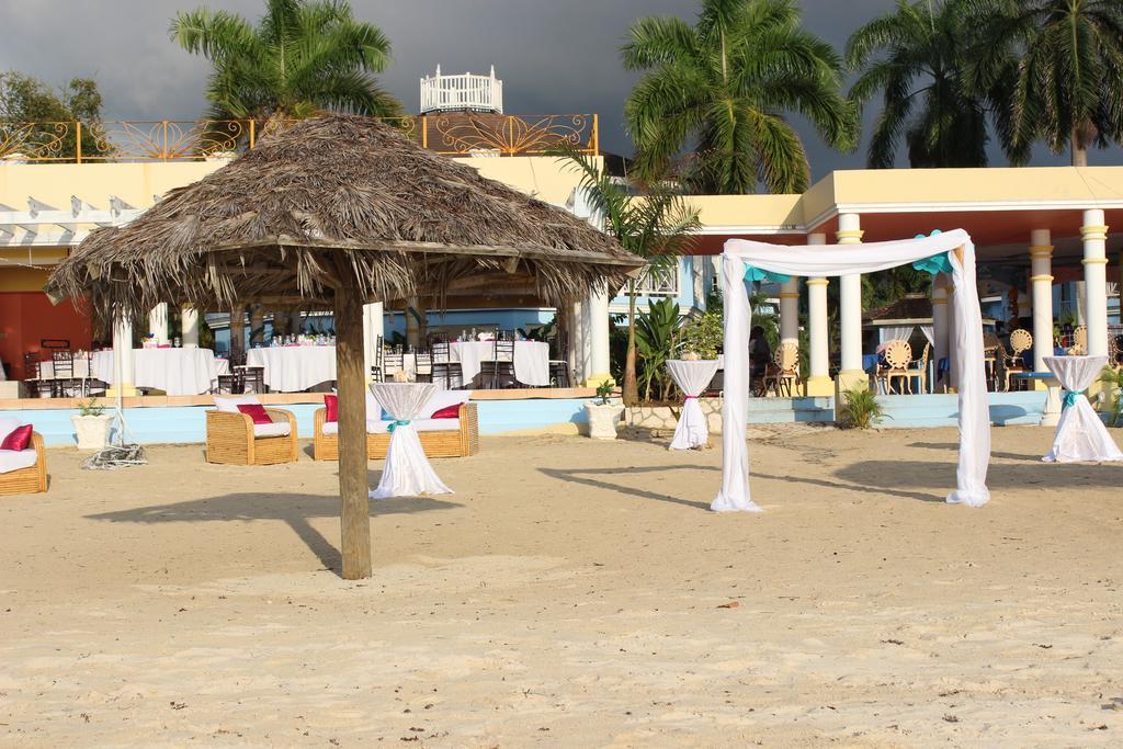 Beachcomber Club Resort Negril