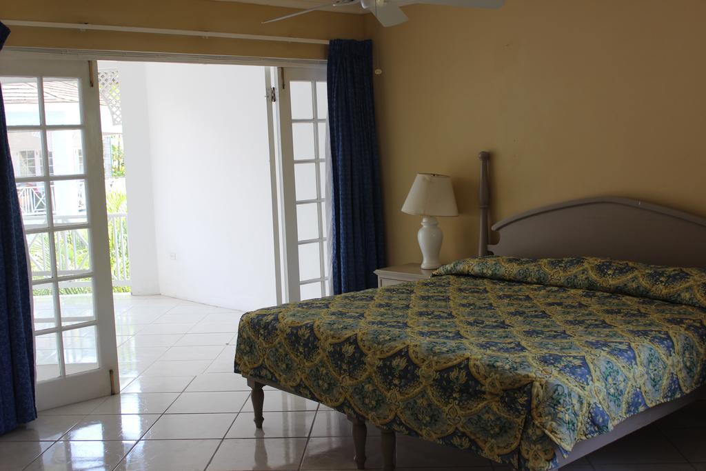 Resort Beachcomber Club 3*