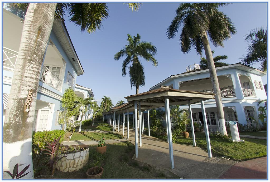 Beachcomber Club 3*
