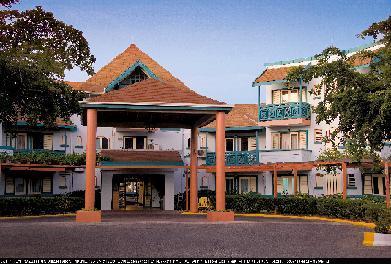 Point Village 3*