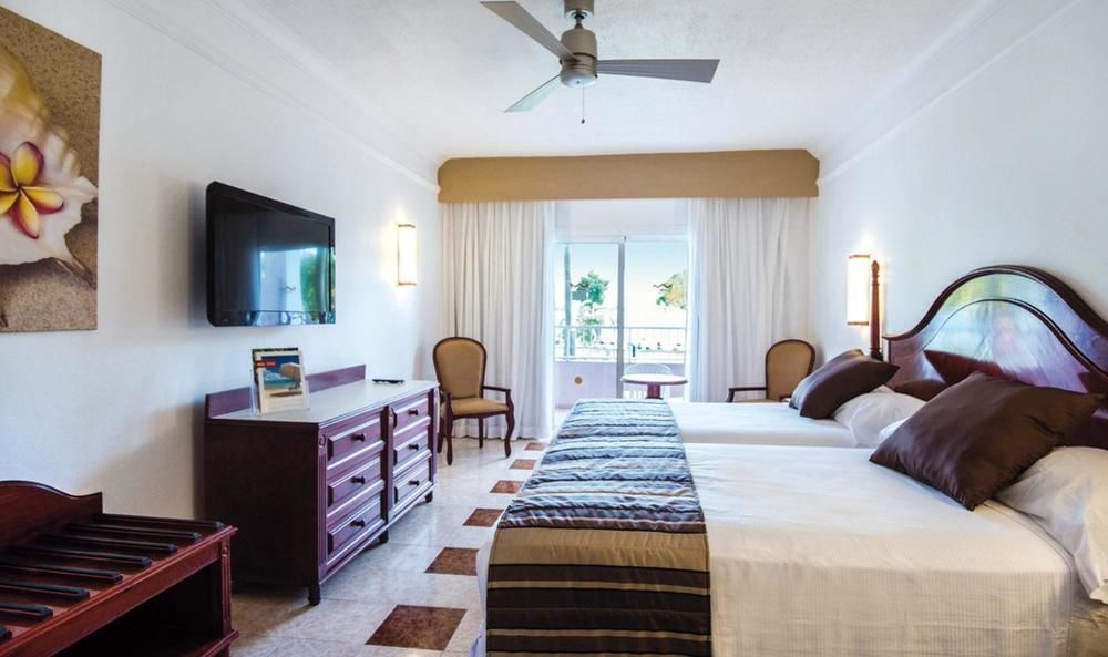 Hotel Riu 5*