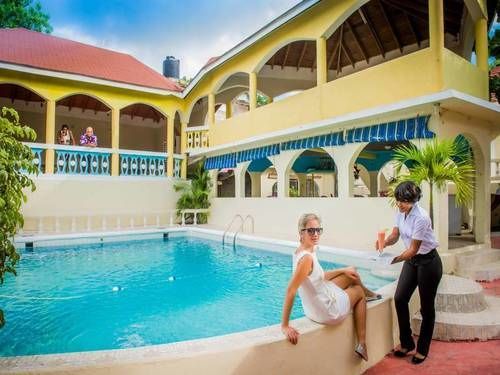 La Cage Negril