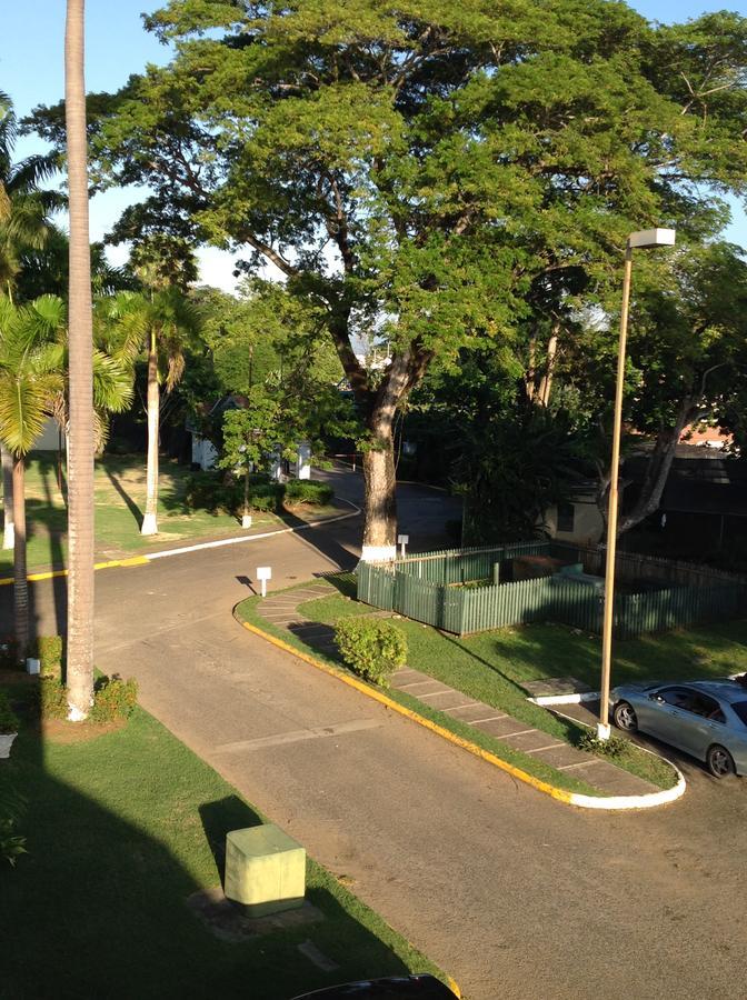 Holiday park Point Village Negril