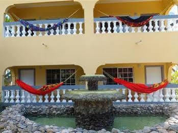 Seastar Inn 4*