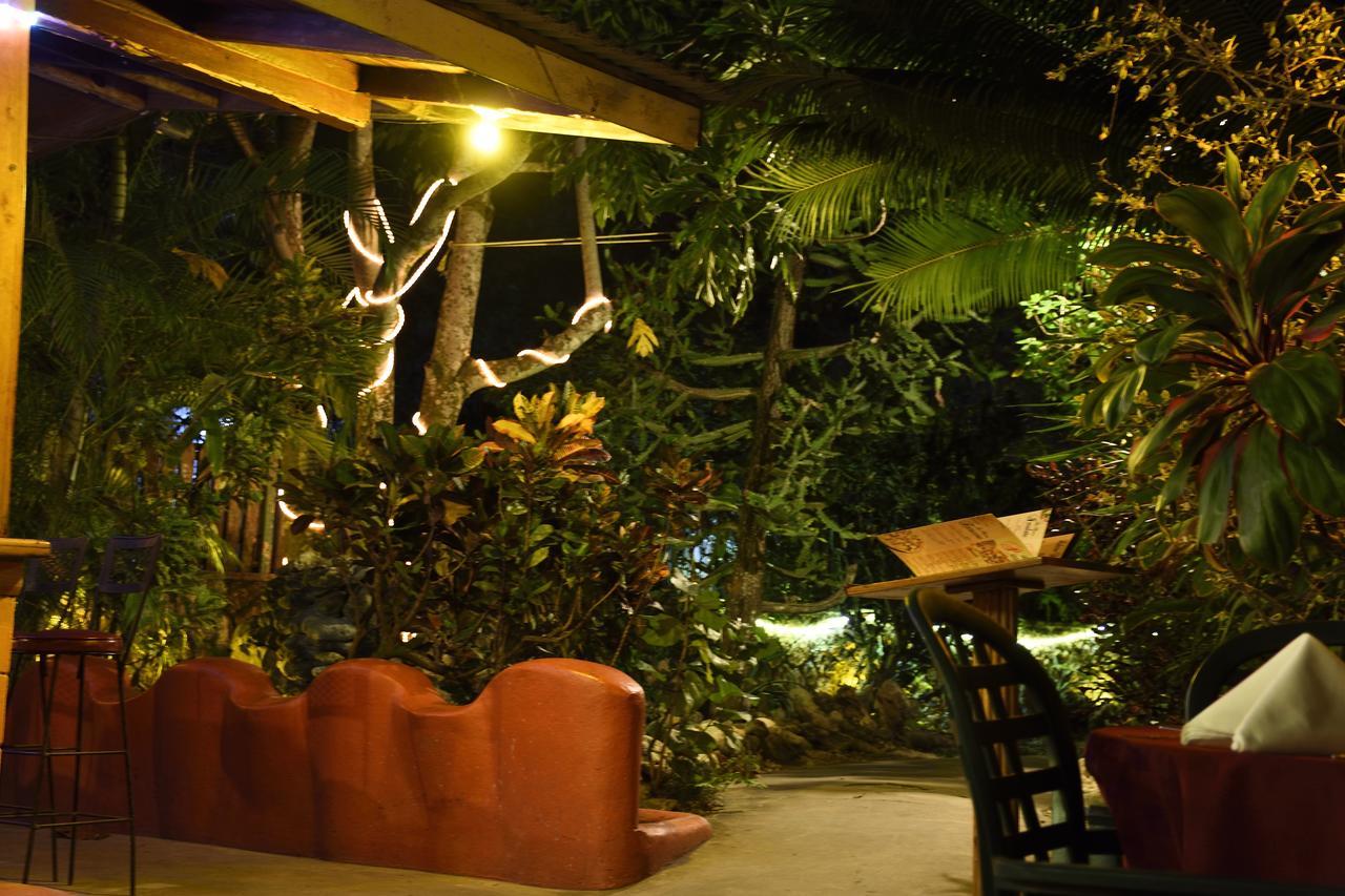 Hotel Sunrise Club
